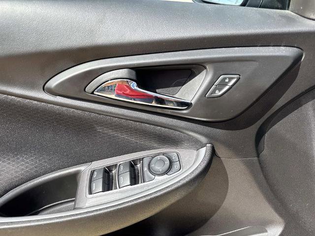 Used 2024 Chevrolet Malibu LT image 23