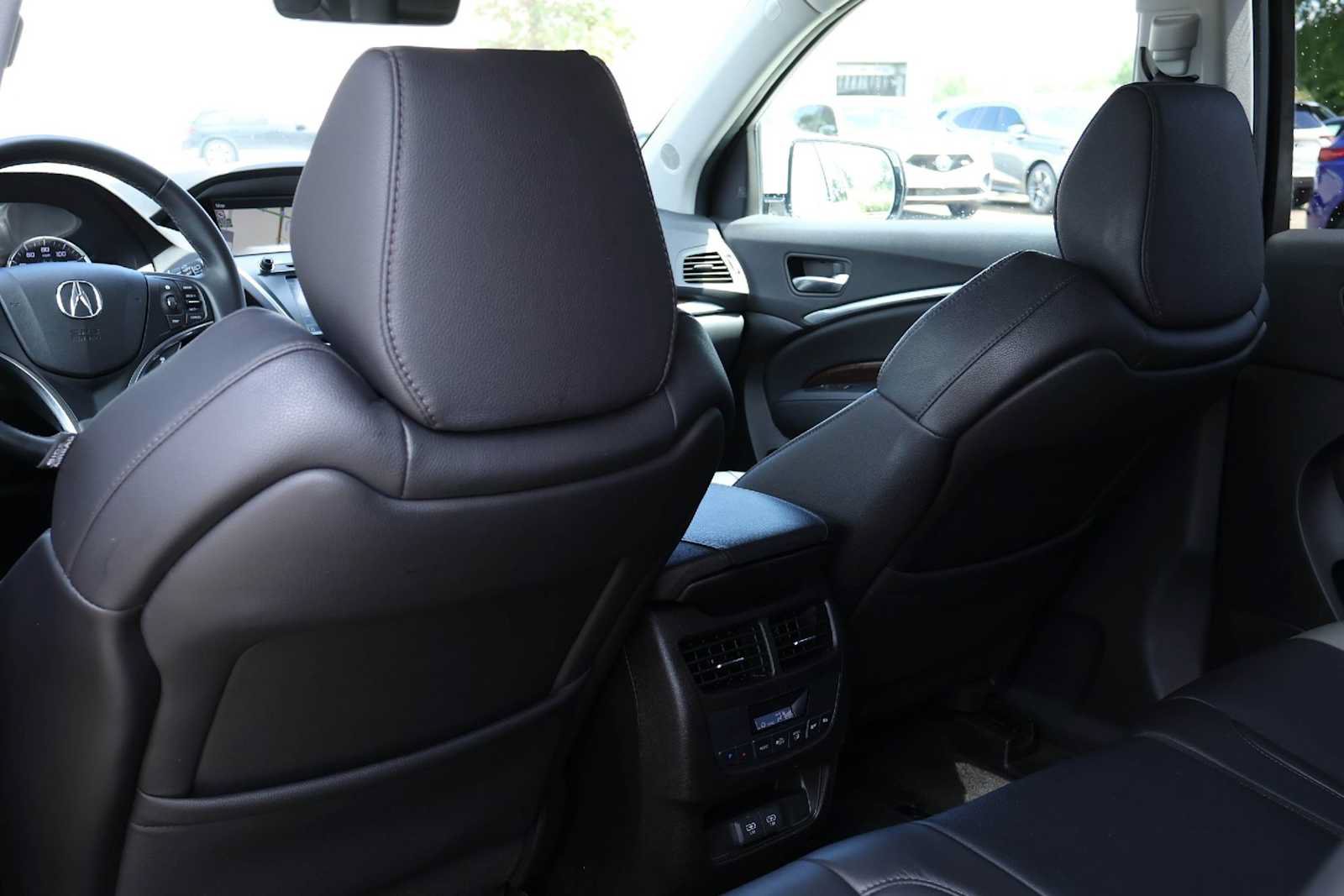 Used 2018 Acura MDX w/ Technology Package FWD image 12