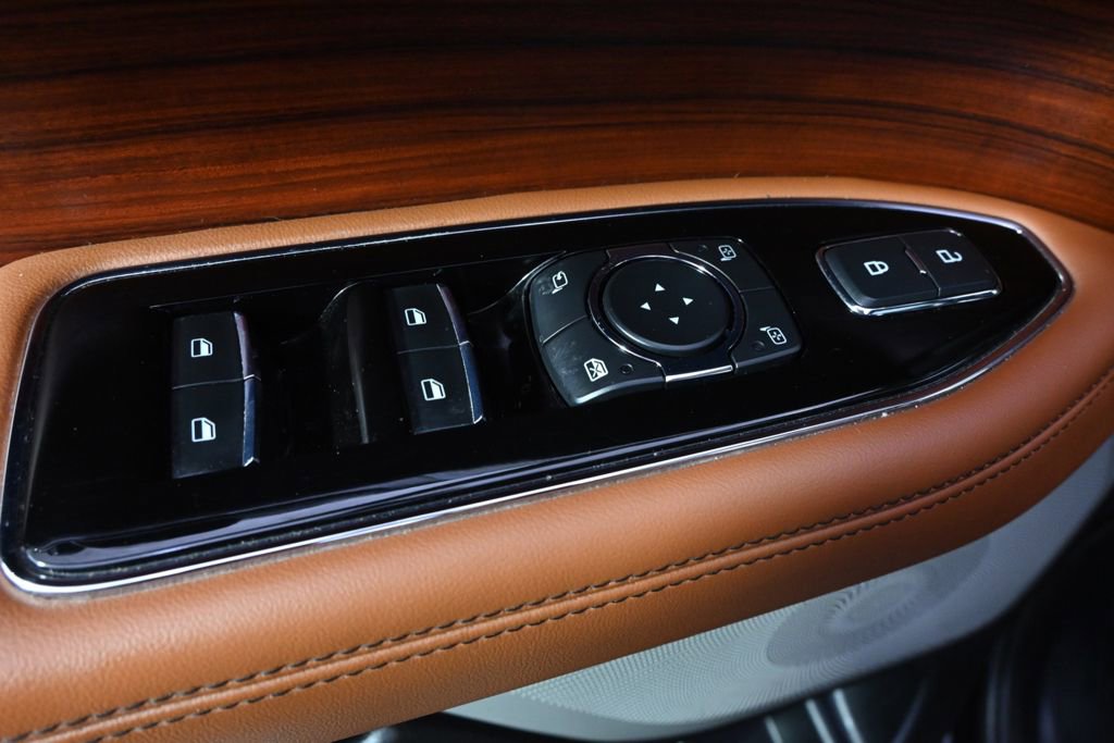 Used 2021 Lincoln Navigator Reserve AWD/4WD image 24