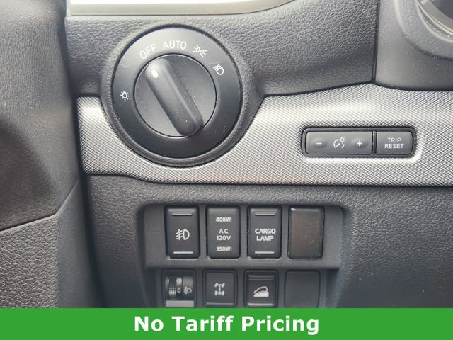 Used 2019 Nissan Titan PRO-4X w/ Pro-4x Utility Package AWD/4WD image 22