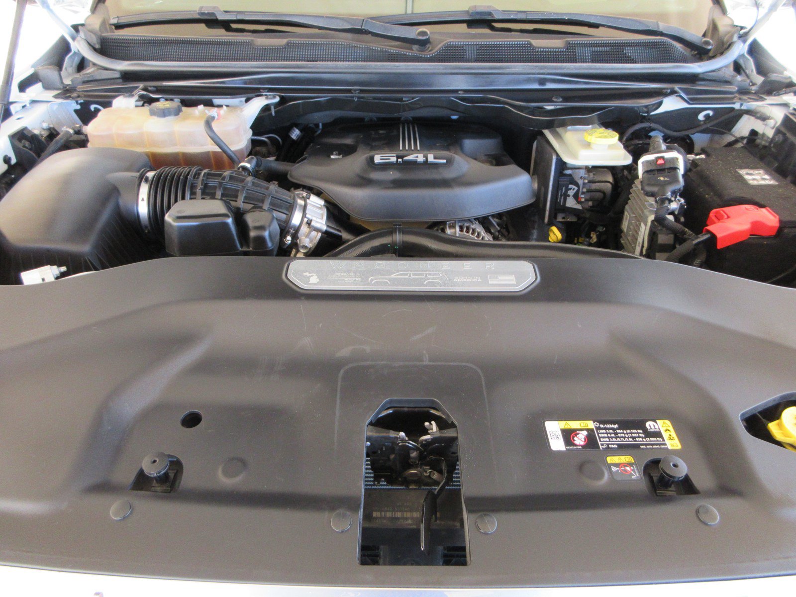 Used 2022 Jeep Grand Wagoneer Series III w/ Rear Seat Video Group 1 AWD/4WD image 55