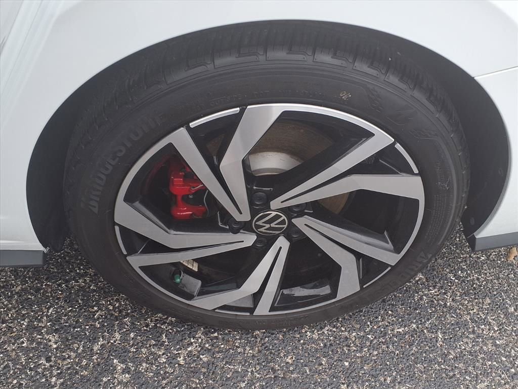 Used 2023 Volkswagen Jetta GLI Autobahn image 21