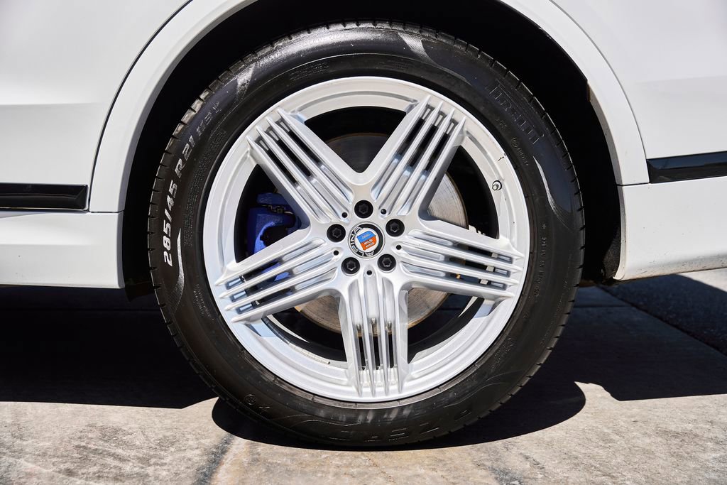 Used 2023 BMW ALPINA XB7 image 21