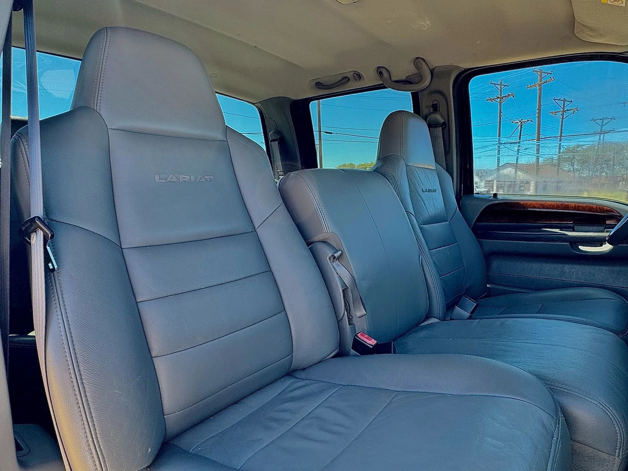 Used 2004 Ford F250 Lariat image 23