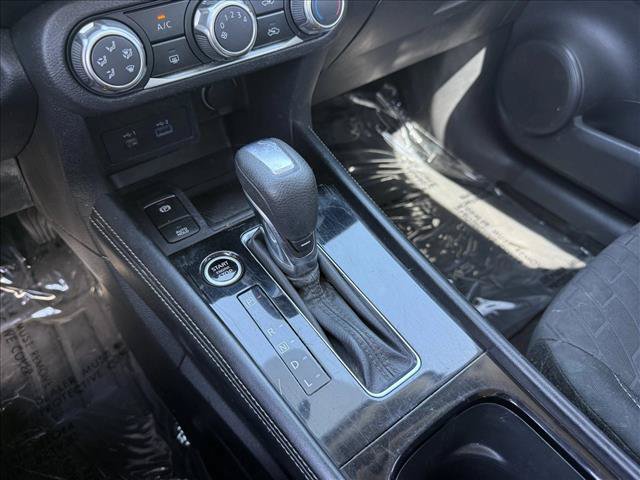 Used 2023 Nissan Kicks SV FWD image 16