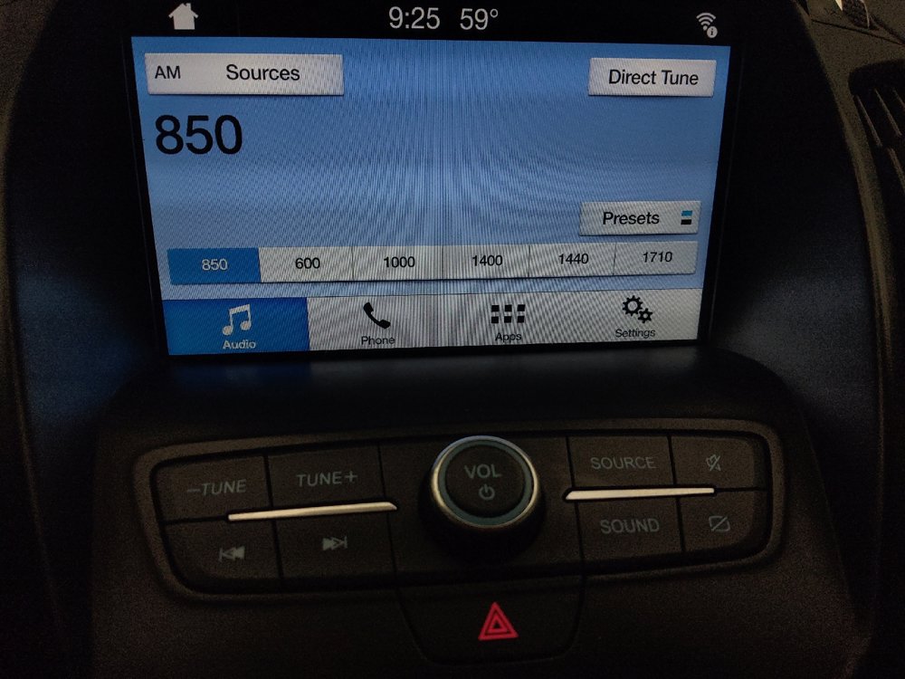 Used 2019 Ford Escape SEL image 25