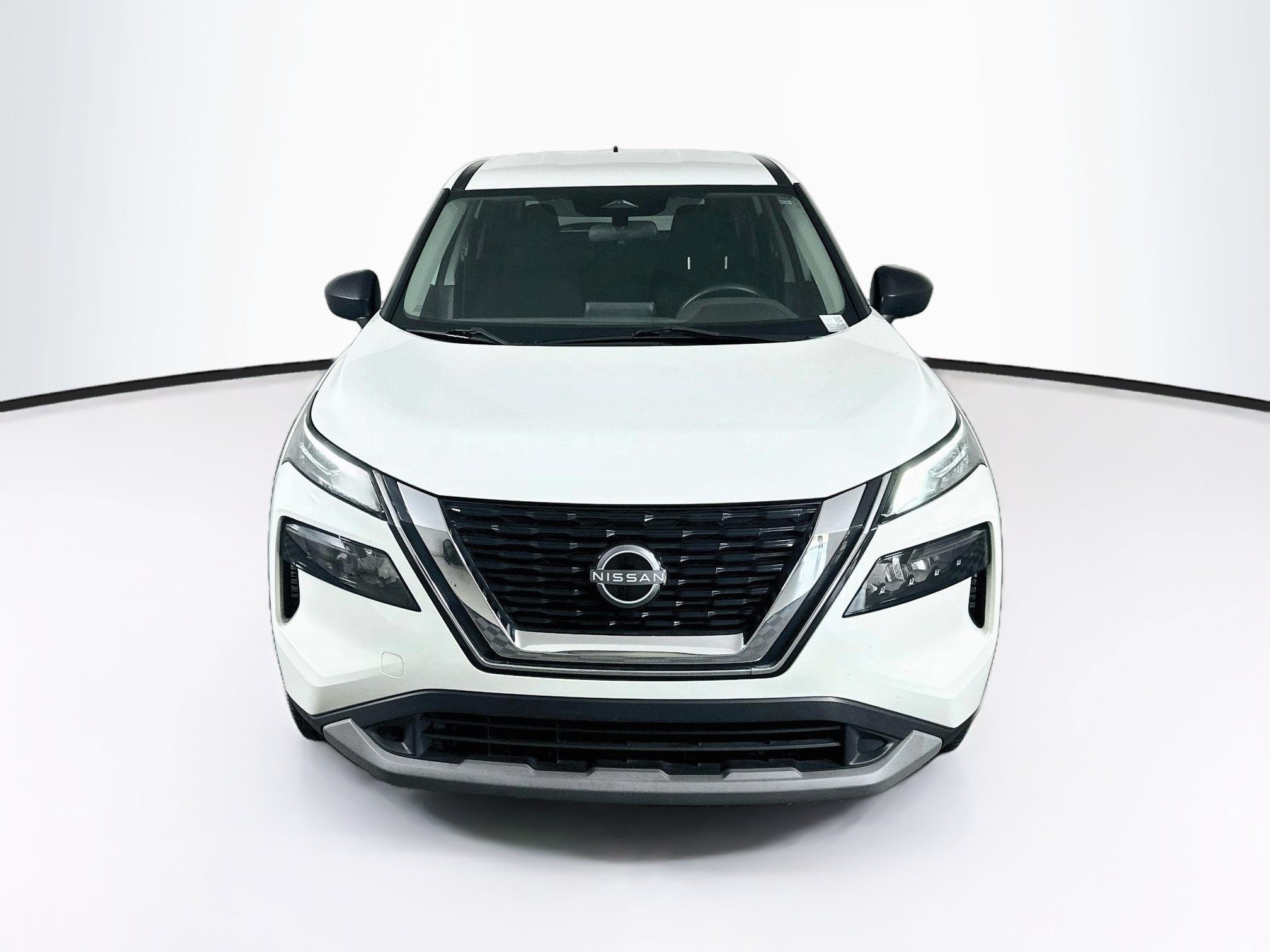 Used 2023 Nissan Rogue S FWD image 2