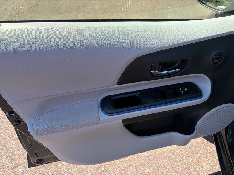 Used 2012 Toyota Prius C Three FWD image 11