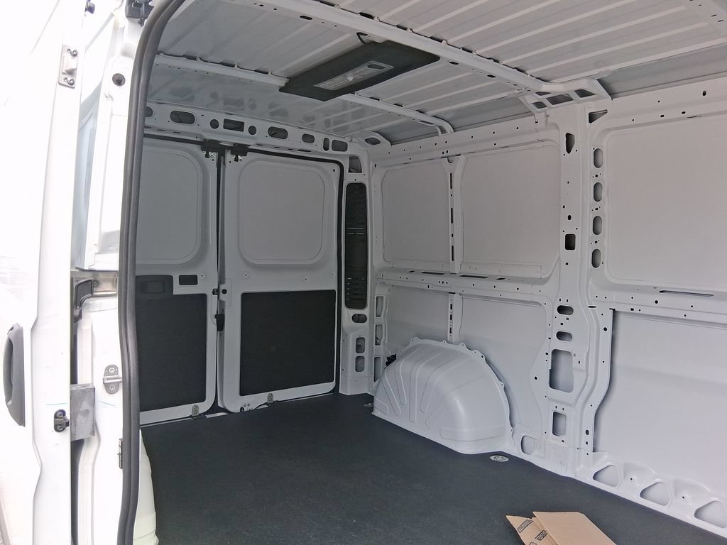 New 2026 RAM ProMaster 1500 w/ Convenience Group FWD image 27