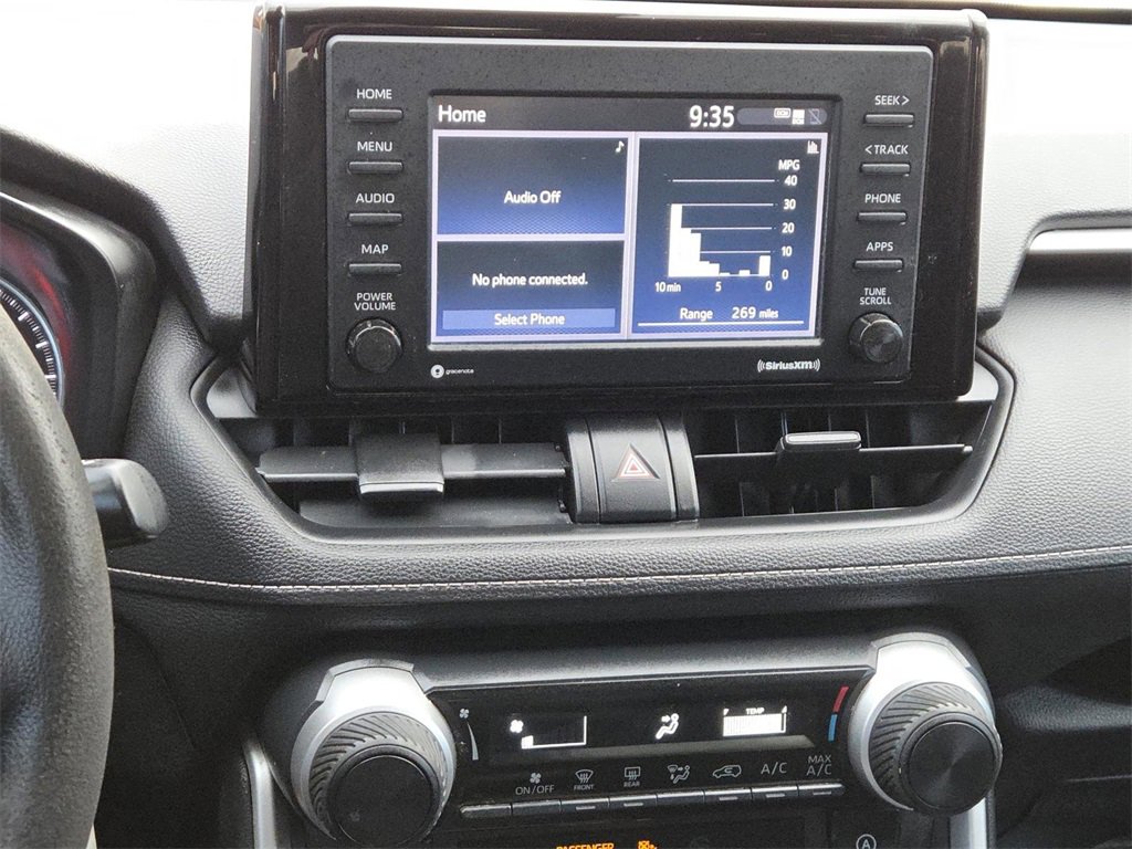 Used 2021 Toyota RAV4 LE image 22