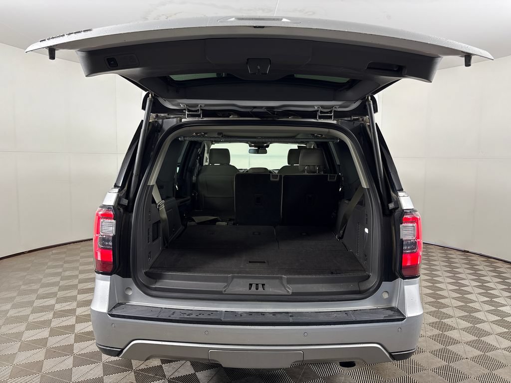 Used 2018 Ford Expedition Limited w/ Equipment Group 301A RWD image 31