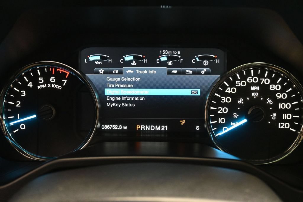 Used 2016 Ford F150 Lariat w/ Equipment Group 502A Luxury AWD/4WD image 13