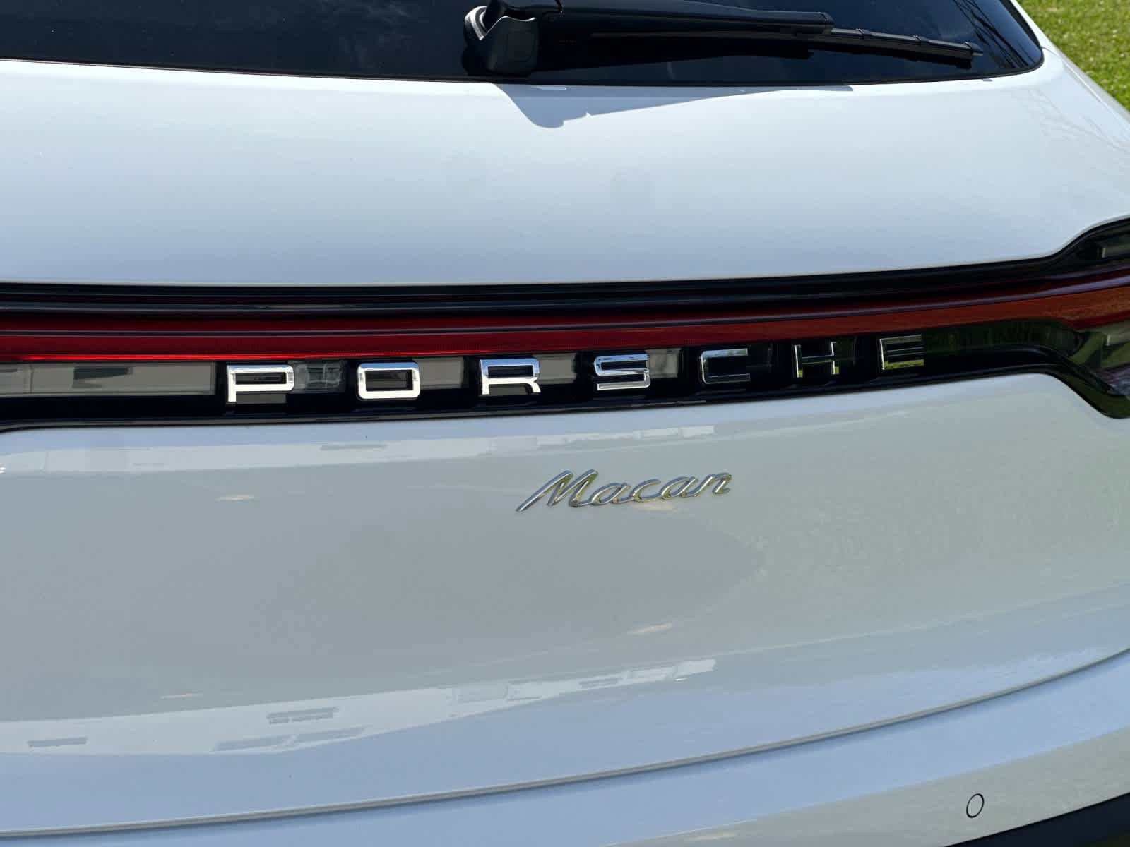 New 2026 Porsche Macan AWD/4WD image 31