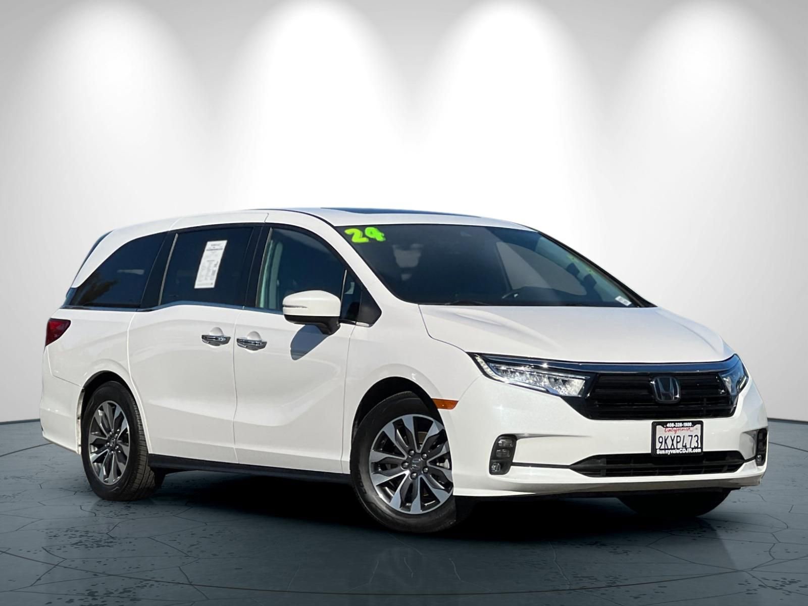 Used 2024 Honda Odyssey EX-L image 2