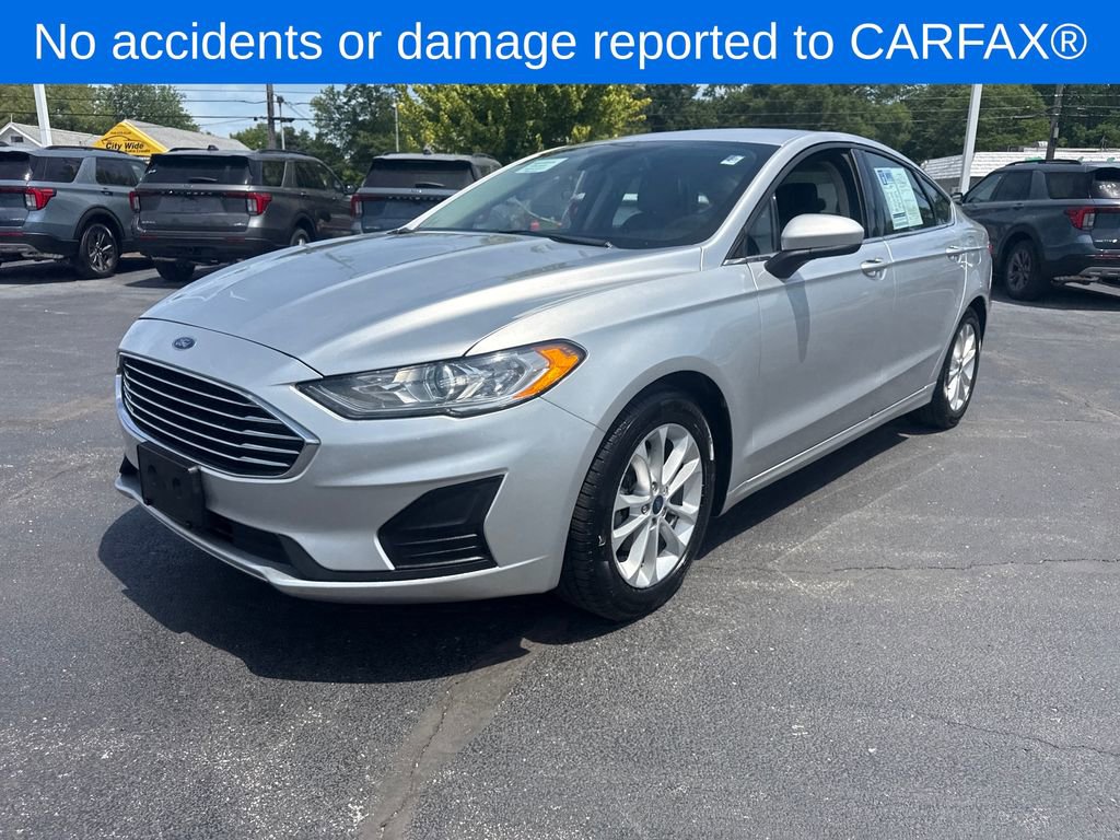 Used 2019 Ford Fusion SE FWD video 2