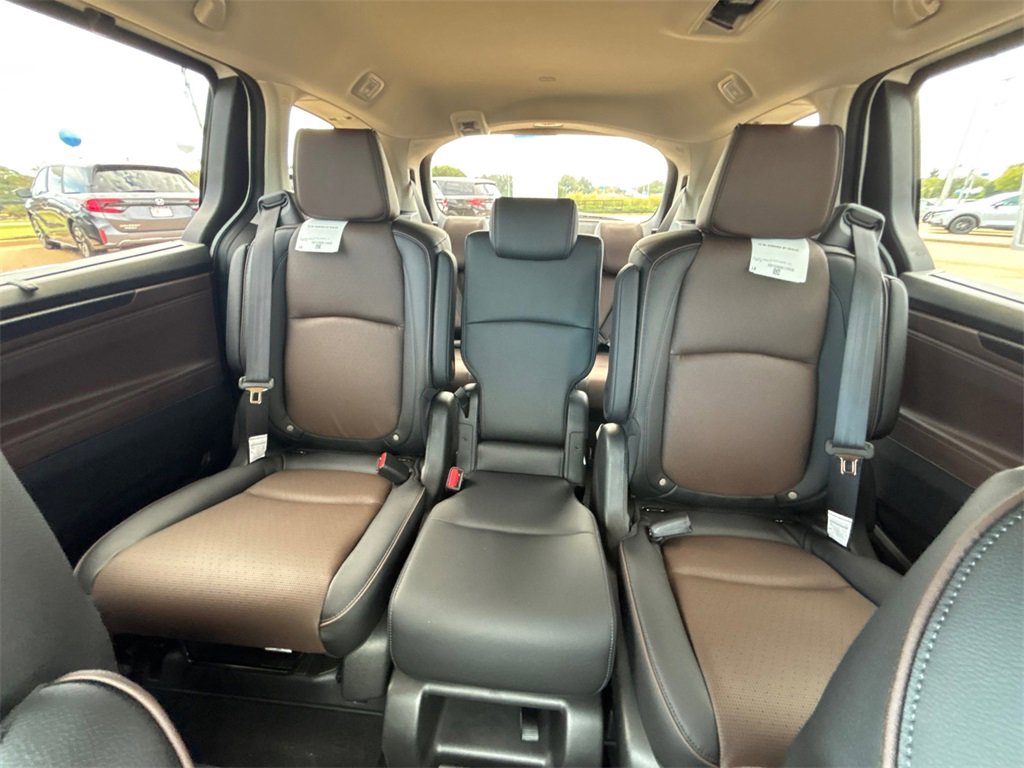 New 2026 Honda Odyssey Elite image 12
