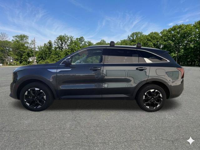 Used 2024 Kia Sorento S w/ Panoramic Sunroof Package AWD/4WD image 5