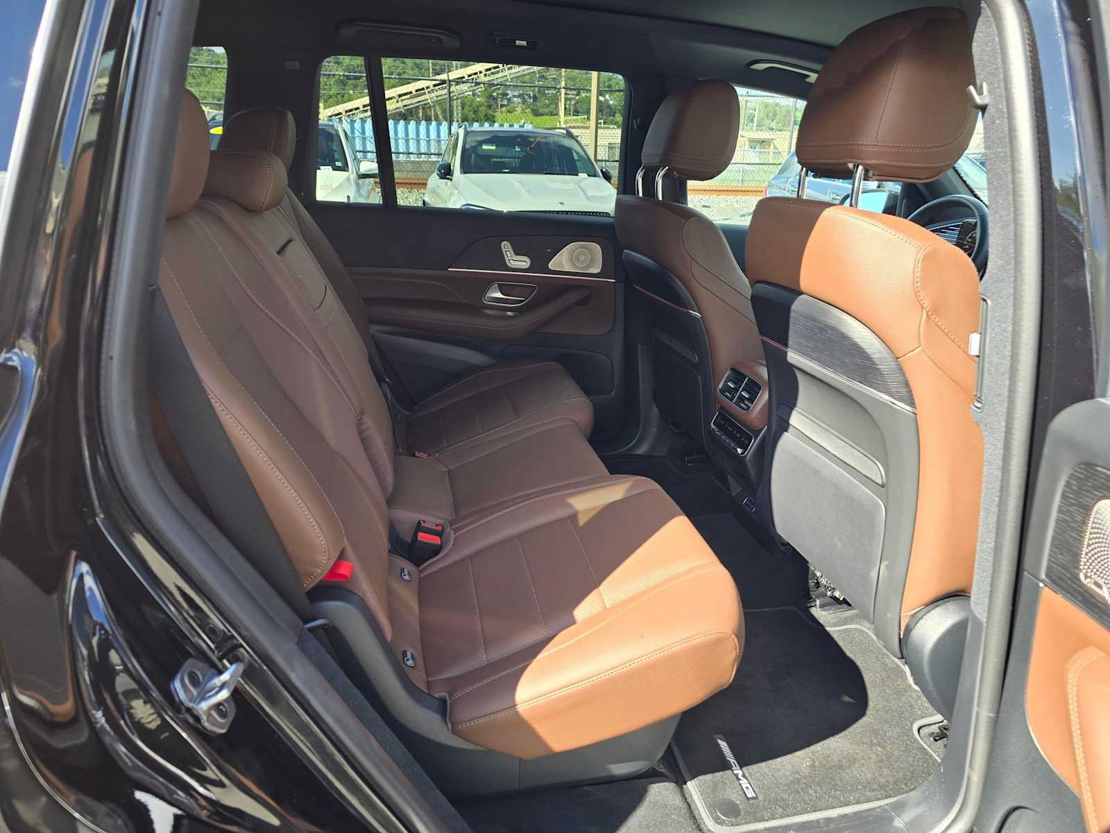 Used 2026 Mercedes-Benz GLS 450 4MATIC image 16