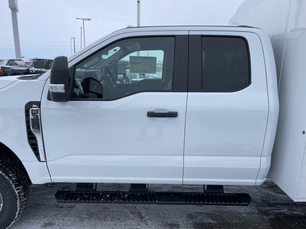 New 2026 Ford F350 XL w/ XL Chrome Package image 36