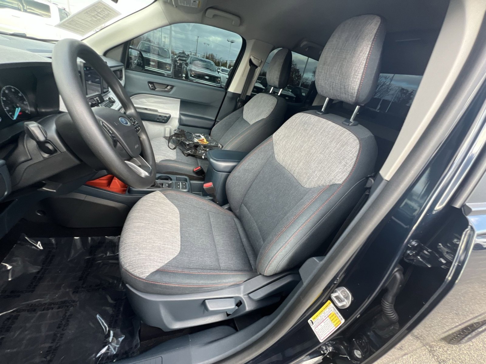 Certified 2022 Ford Maverick XLT w/ Equipment Group 300A Standard image 13