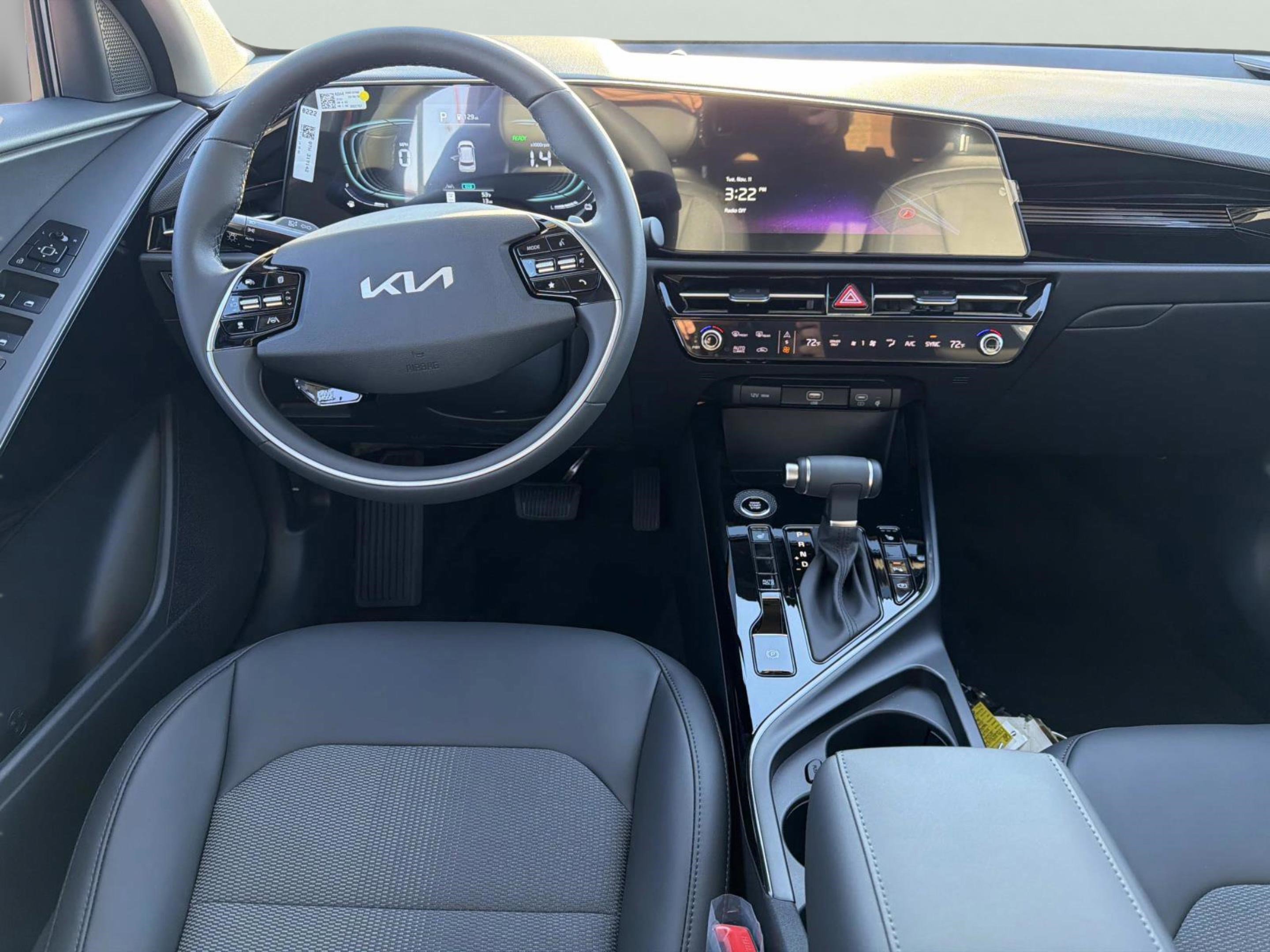 New 2026 Kia Niro EX FWD image 11