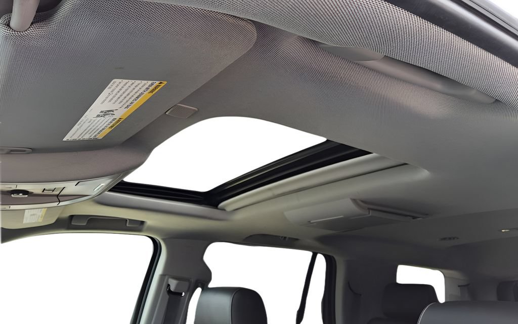 Used 2017 Chevrolet Tahoe Premier AWD/4WD image 9