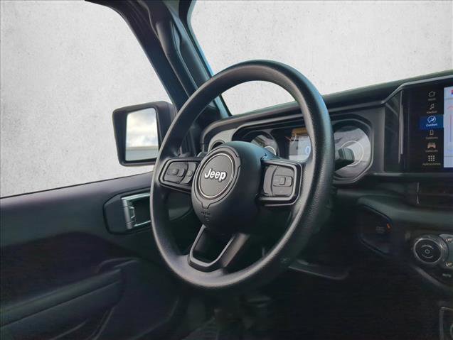 Used 2024 Jeep Gladiator Sport image 30