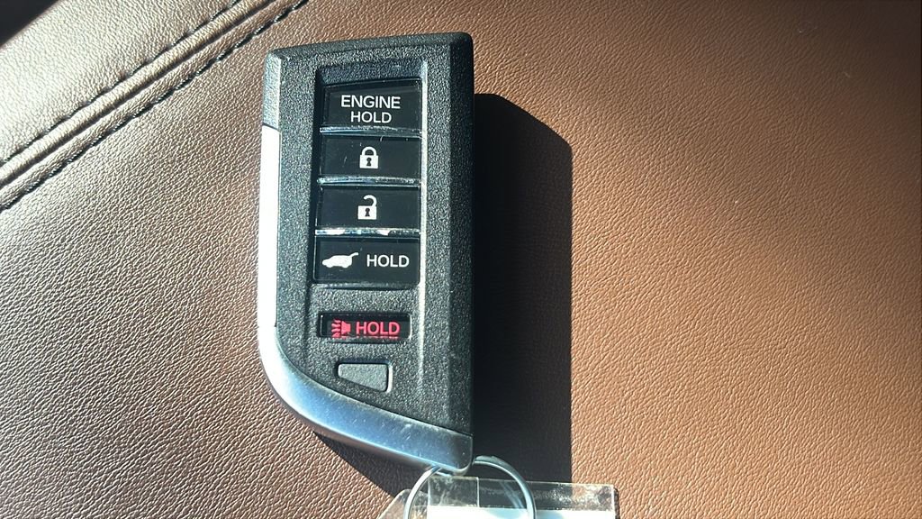 Used 2023 Acura MDX SH-AWD w/ Advance Package image 24