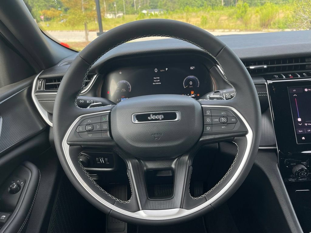 New 2026 Jeep Grand Cherokee Laredo RWD image 20