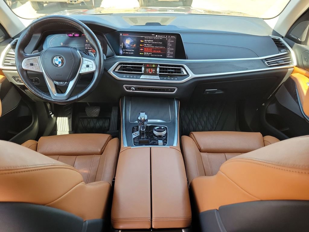 Used 2019 BMW X7 xDrive50i w/ Luxury Seating Package image 14