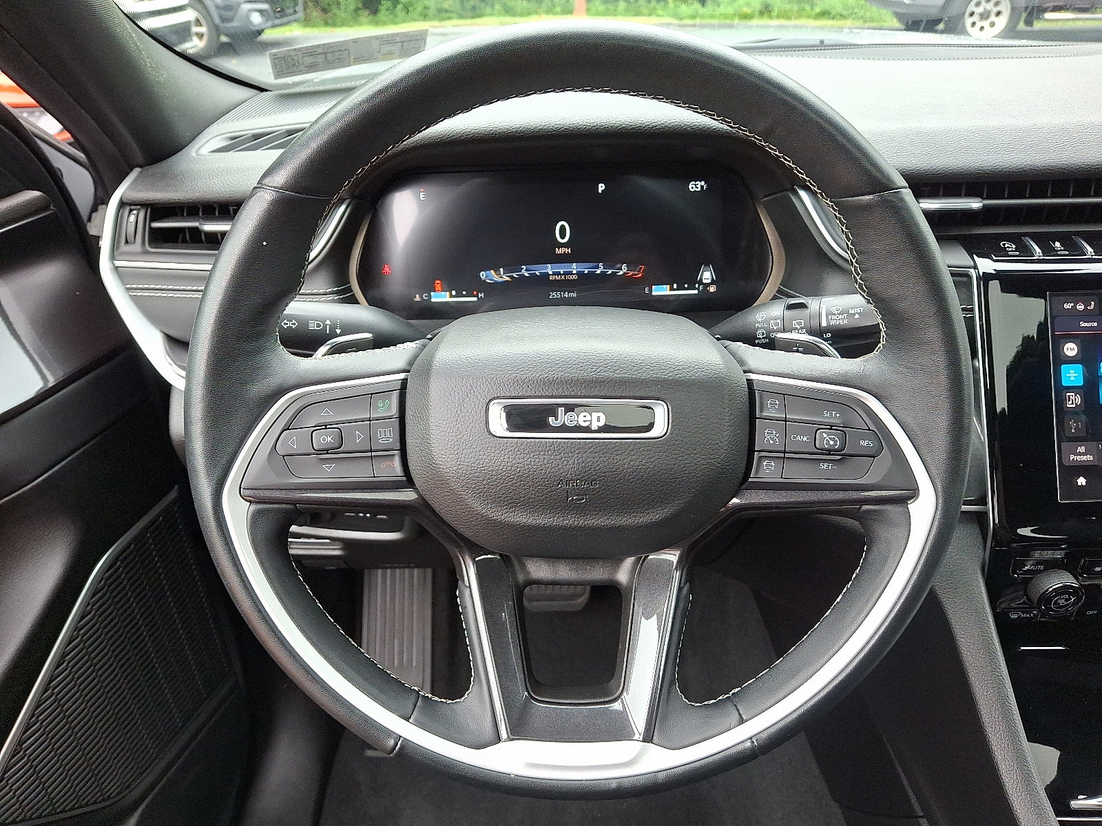 Certified 2022 Jeep Grand Cherokee L Laredo image 21