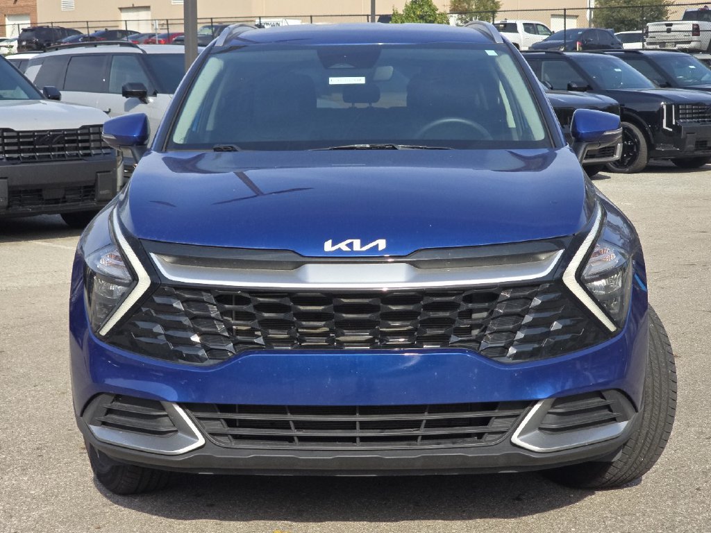 Used 2023 Kia Sportage EX AWD/4WD image 11