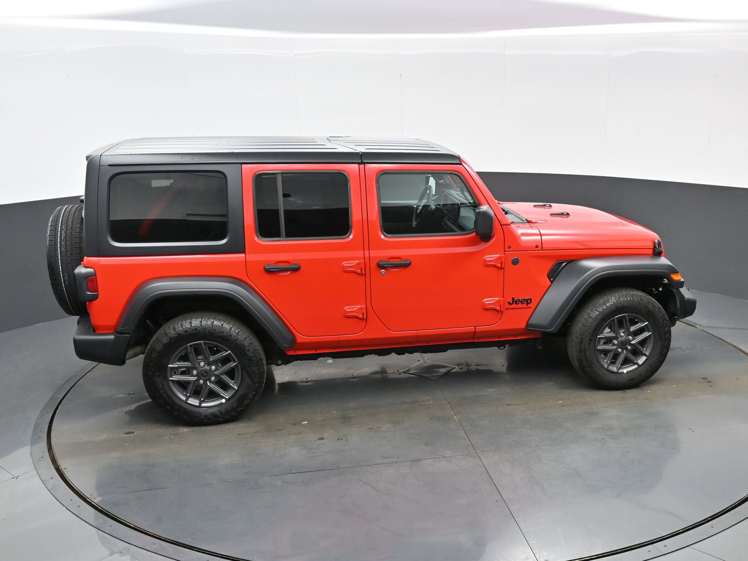 Used 2025 Jeep Wrangler Unlimited Sport AWD/4WD image 36
