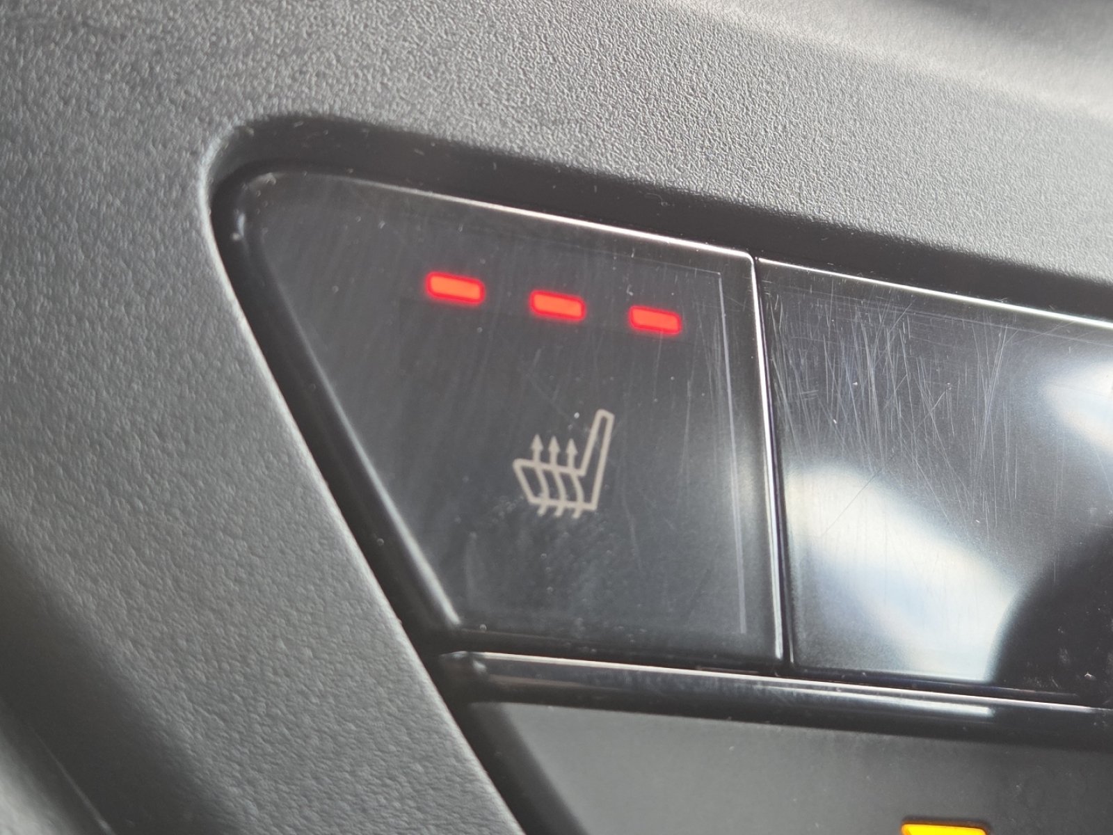 Used 2023 Honda Accord EX image 6