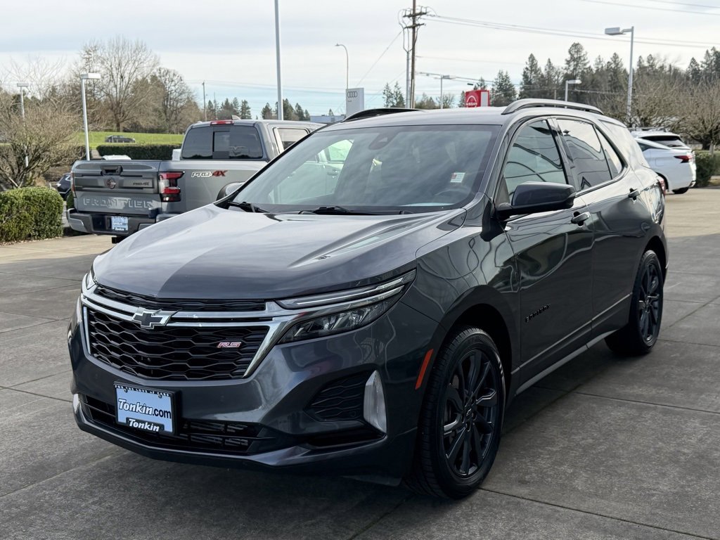 Used 2022 Chevrolet Equinox RS w/ RS Leather Package image 4
