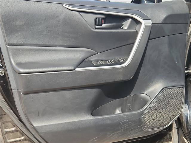 Used 2023 Toyota RAV4 LE FWD image 10