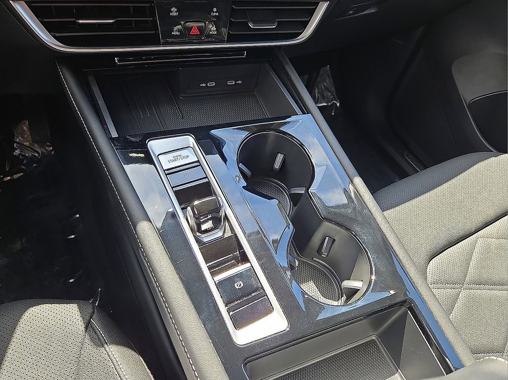 Used 2025 Volkswagen Atlas SE FWD image 30