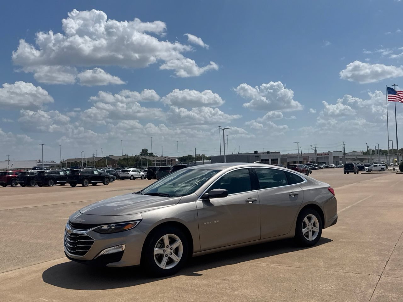Used 2025 Chevrolet Malibu LS FWD image 10