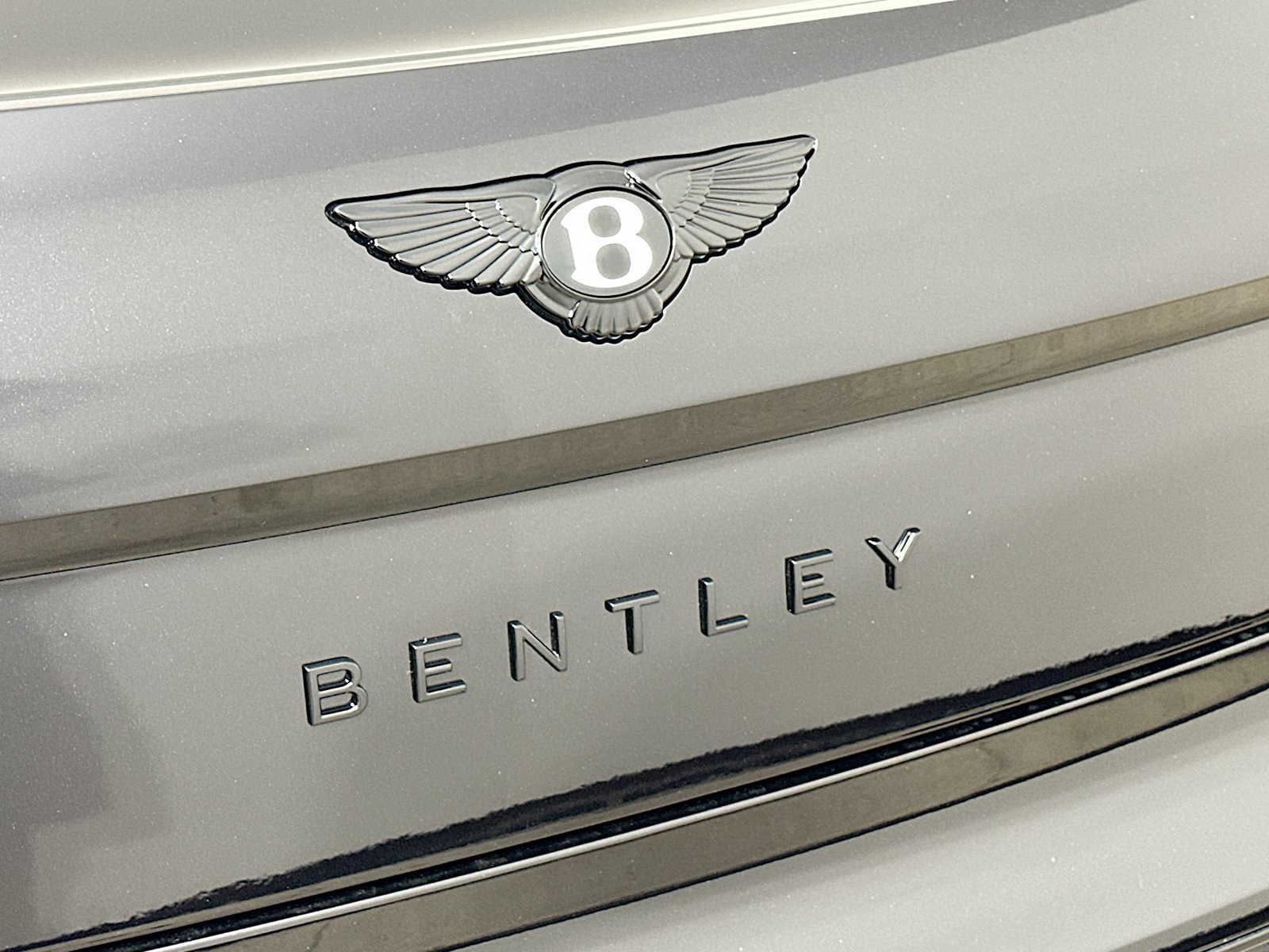 New 2026 Bentley Flying Spur V8 AWD/4WD image 43