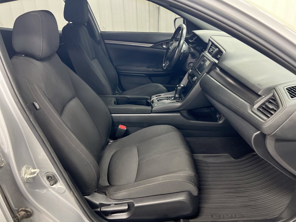 Used 2018 Honda Civic Sport image 21