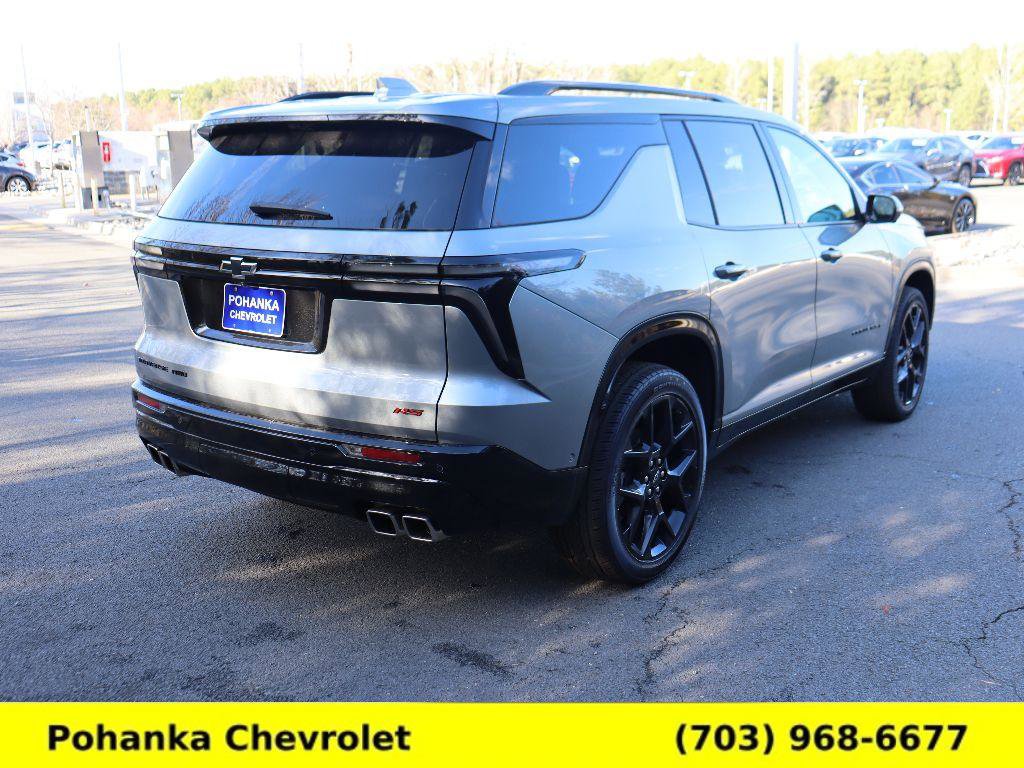 Used 2024 Chevrolet Traverse RS image 7