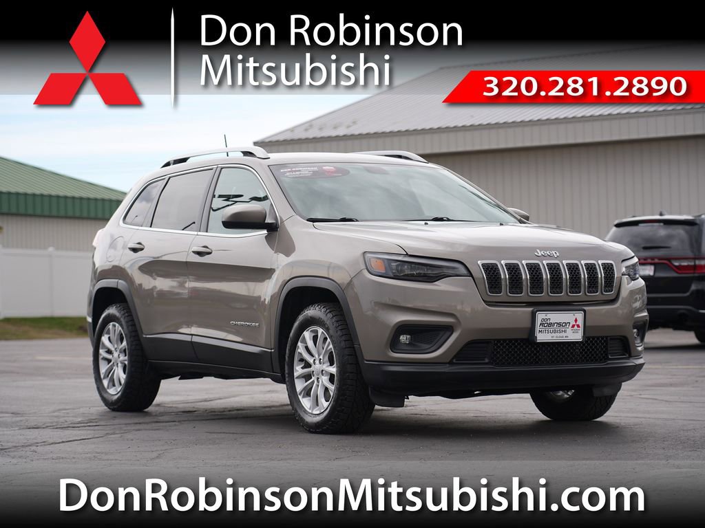 Used 2019 Jeep Cherokee Latitude w/ Popular Appearance Group image 1