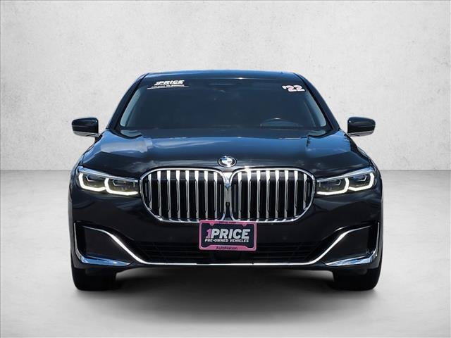 Used 2022 BMW 740i w/ Premium Package RWD image 8