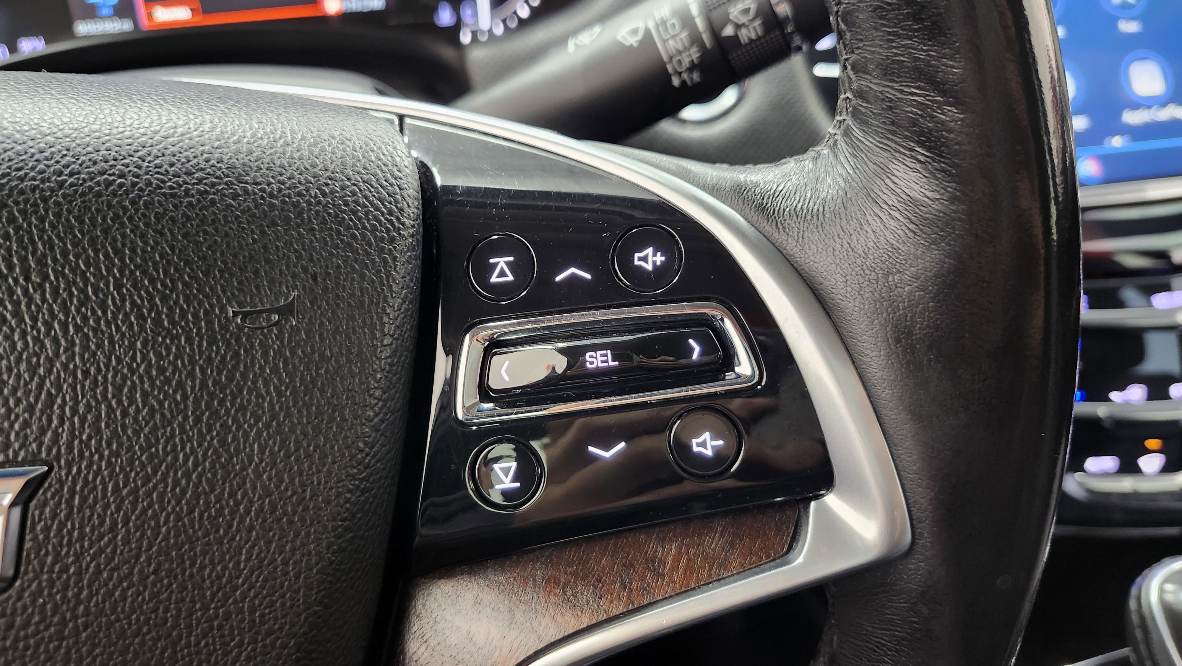 Used 2019 Cadillac XTS Luxury image 34