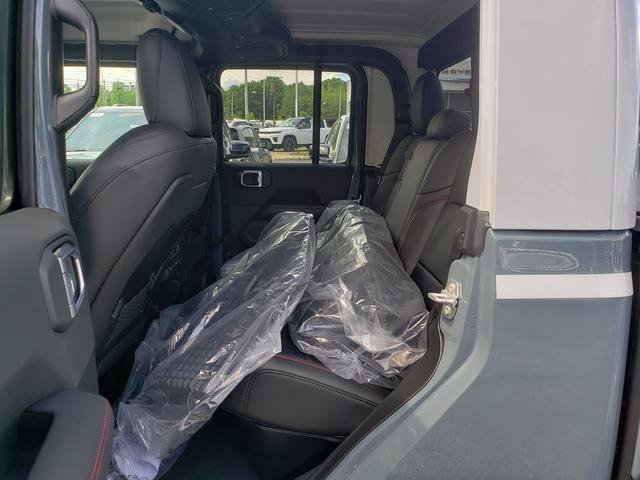 New 2026 Jeep Gladiator Rubicon w/ Whitecap Package AWD/4WD image 7