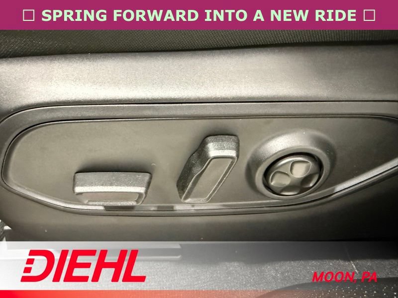 New 2025 Jeep Grand Cherokee Altitude AWD/4WD image 20