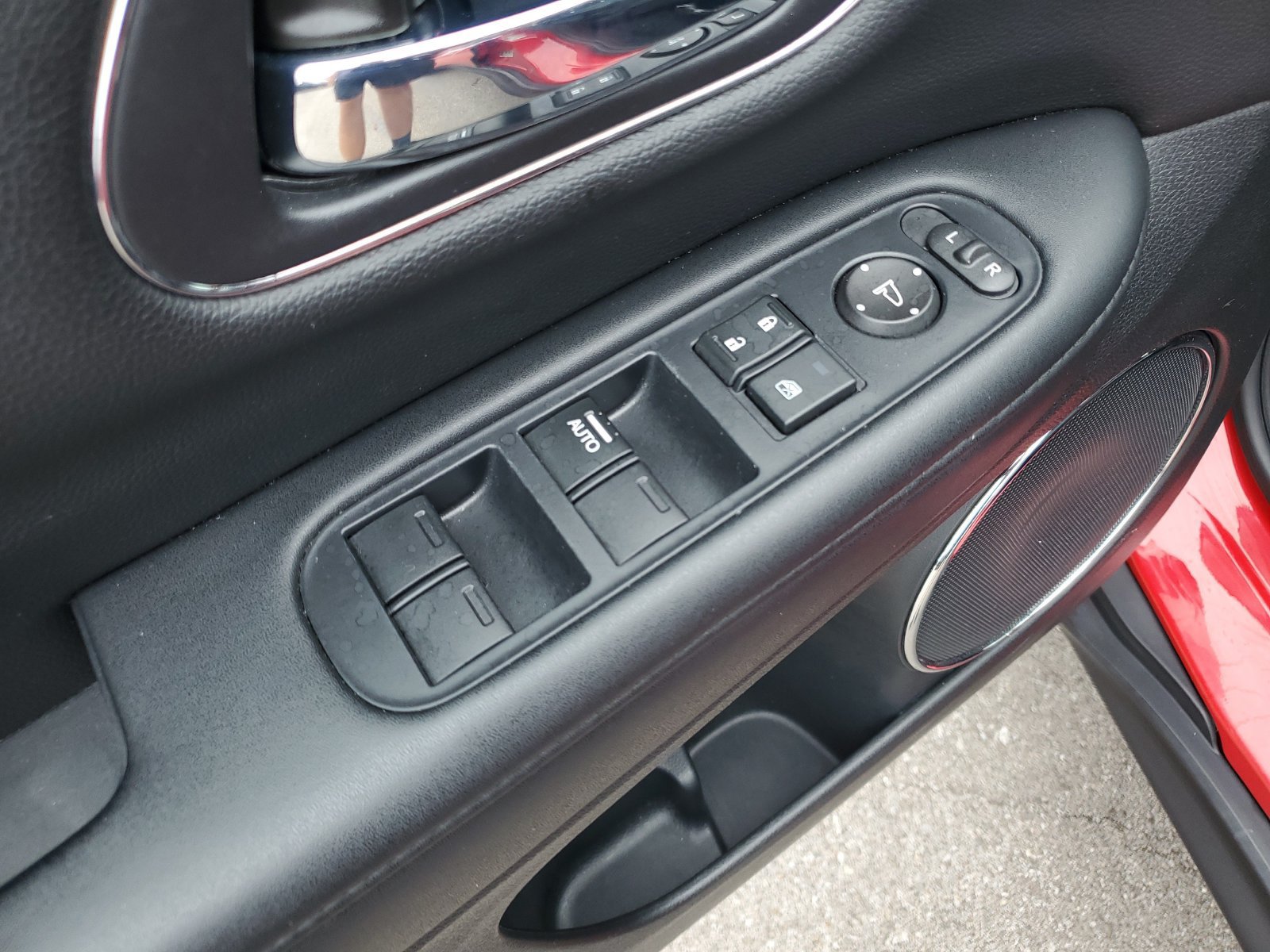 Used 2016 Honda HR-V EX-L image 22