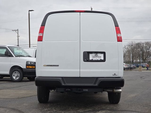 New 2026 Chevrolet Express 3500 Extended w/ Driver Convenience Package RWD image 11