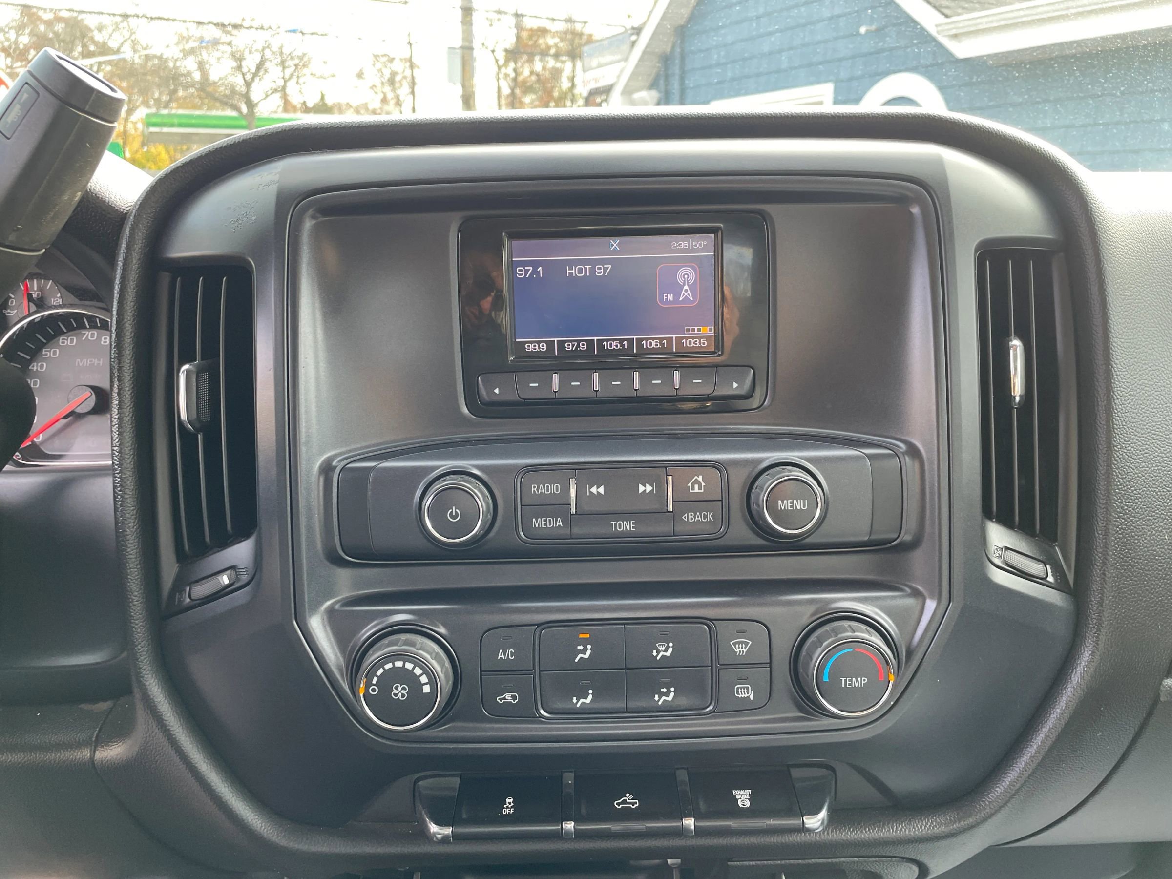Used 2015 Chevrolet Silverado 2500 W/T w/ Snow Plow Prep Package image 16