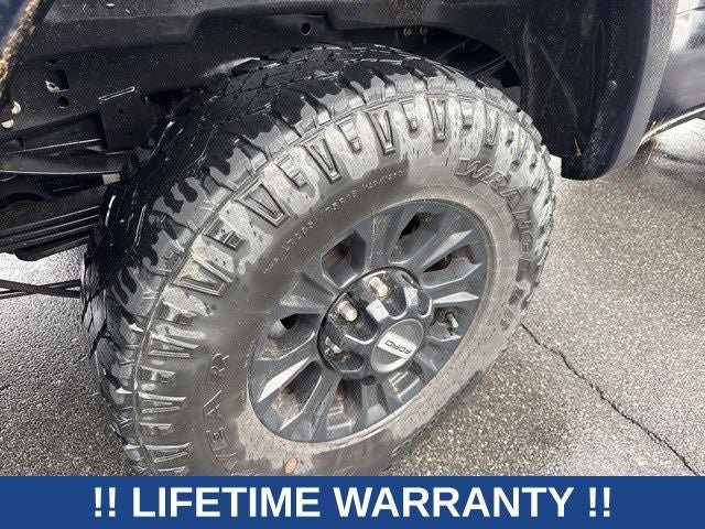 Used 2022 Ford F250 Lariat w/ Tremor Off-Road Package AWD/4WD image 16